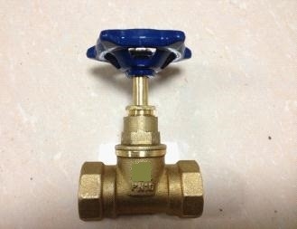 Forged Brass Gate Valves Wheel Hand  1/2 In - 2 In Female Thread Cut Off Valves